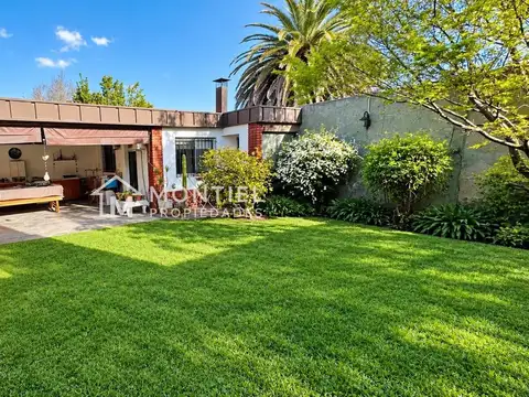 Casa Chalet  en Venta en Martin Coronado, Tres de Febrero, G.B.A. Zona Oeste