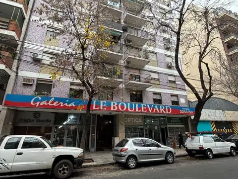 Departamento en venta 4 ambientes contrafrente a nuevo