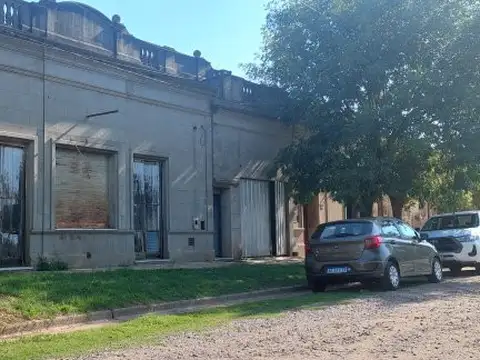 VENTA DE CASA A RESTAURAR - RAWSON - PCIA BS AS