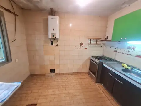 Depto Tipo Casa en Venta 50 años