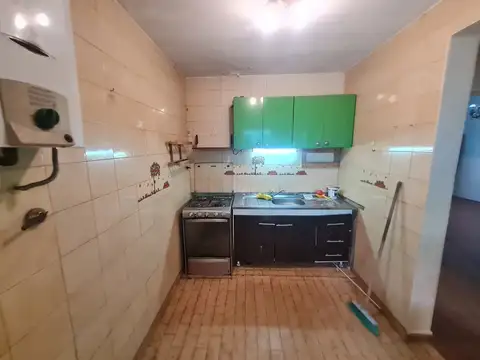 TIPO CASA 3 AMBIENTES FRENTE ENTRADA INDEPENDIENTE CON PATIO Y TERRAZA