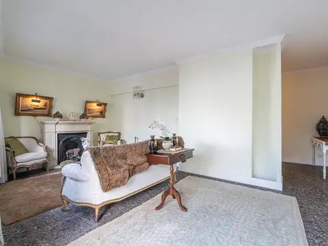 Mansilla 4000, Piso 7