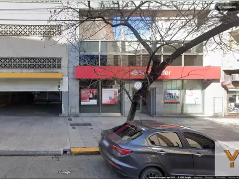 Avenida Rivadavia e/ Yatay y Pringles