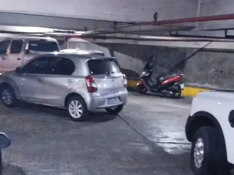 Cochera en venta - 11Mts2 - Almagro