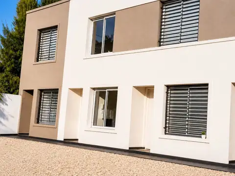 Venta Duplex 4 ambientes, escucho ofertas!