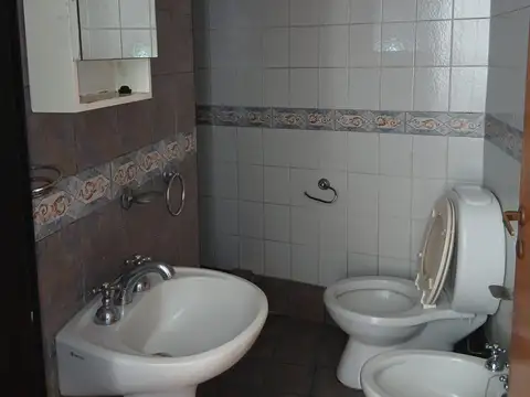Depto Tipo Casa en Venta en Republica De La Sexta, USD 69.000