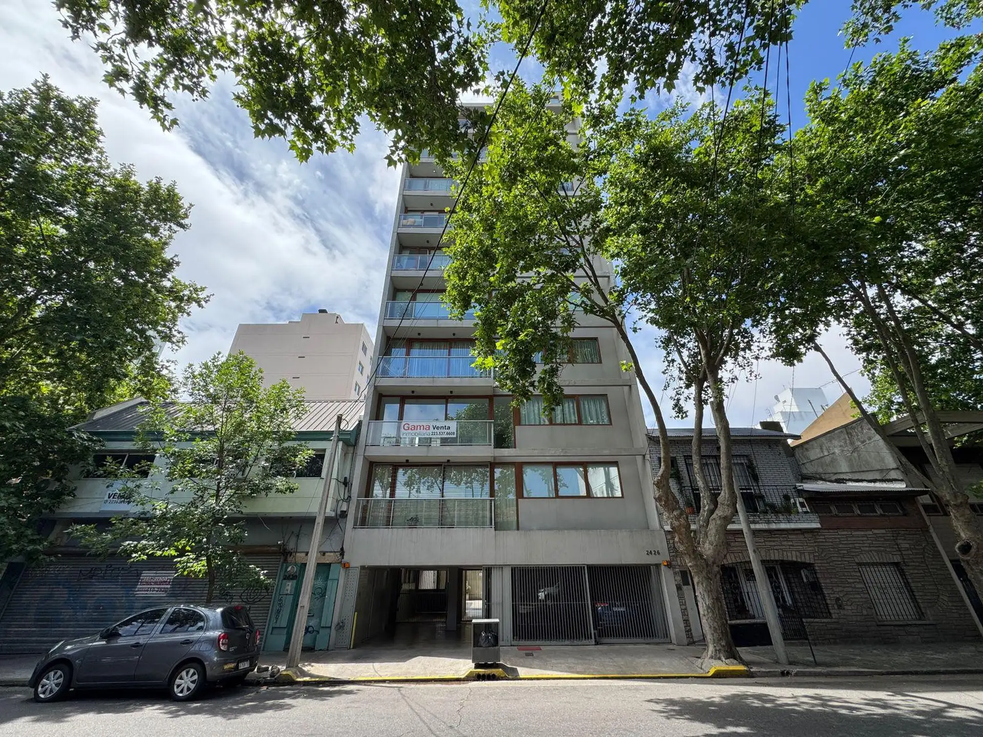 Depto 2 amb, 50m² amueblado con cochera — Plaza Mitre