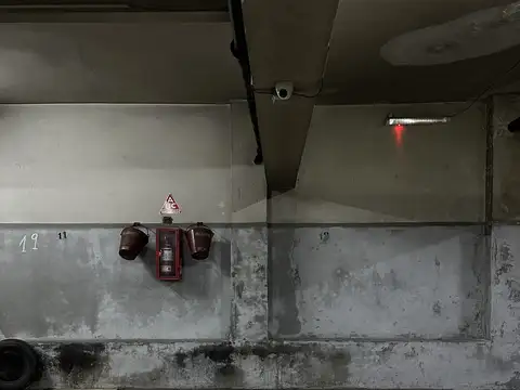 Cochera en venta en Belgrano C