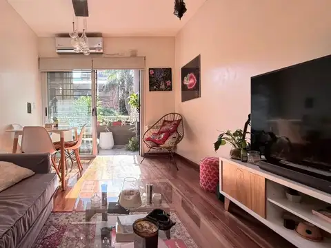 Gobernador Valentín Vergara 2200, Piso 0