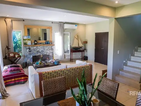 Casa en Venta en San Gabriel, USD 330.000