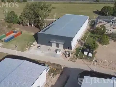 Depósito en Los Cardales