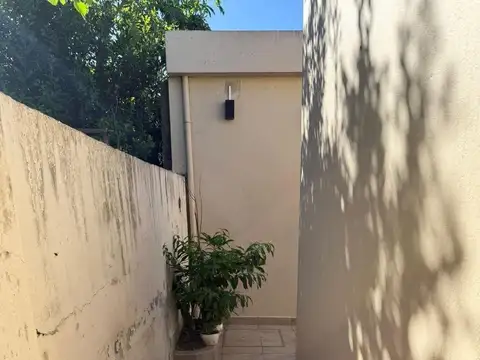 Depto Tipo Casa 4 ambientes con 1 baño