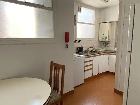 Santa Fe 2545 , Piso 4