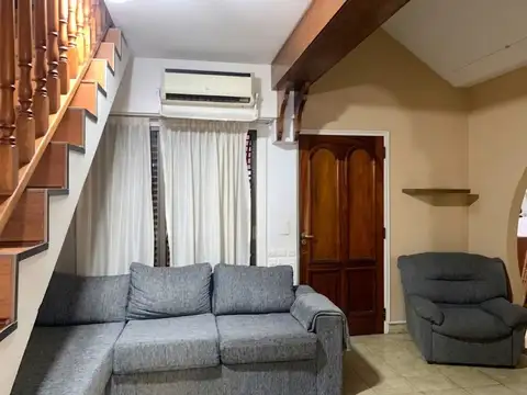 Depto Tipo Casa en Venta 45 años