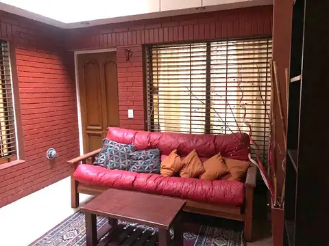 Depto Tipo Casa en Venta de 5 ambientes