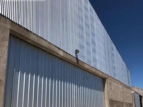 Galpon 1200 m2 con oficina