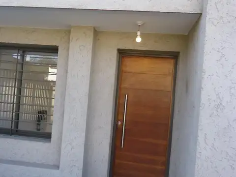 Casa en Alquiler de 3 dormitorios