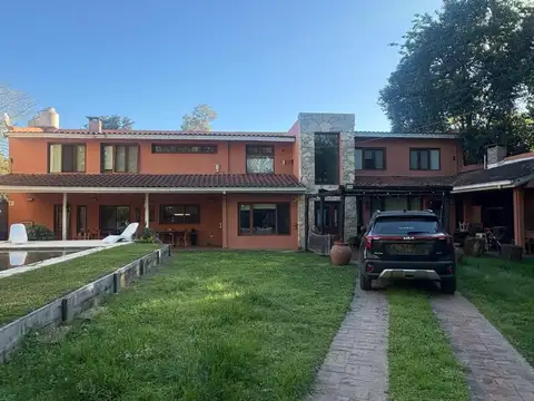 Casa 4 ambientes con 4 baños