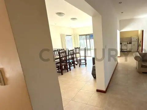 Lascala 4400, Piso 0