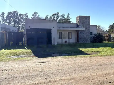 Casa quinta en Barrio Los Pinos - VENADO TUERTO