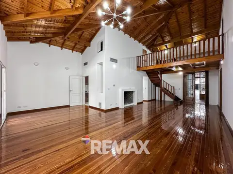 Casa 5 ambientes con 2 baños