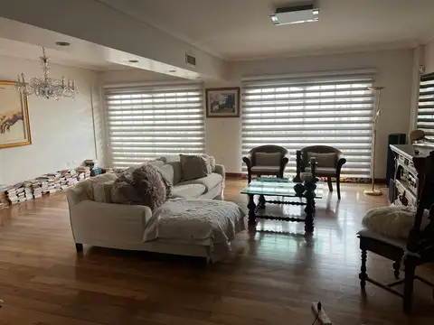 Departamento en Venta de 5 ambientes