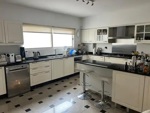 Avenida Juan Bautista Alberdi 1000, Piso 7