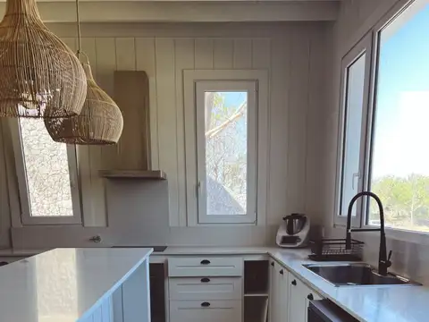 Casa 6 ambientes con 6 baños