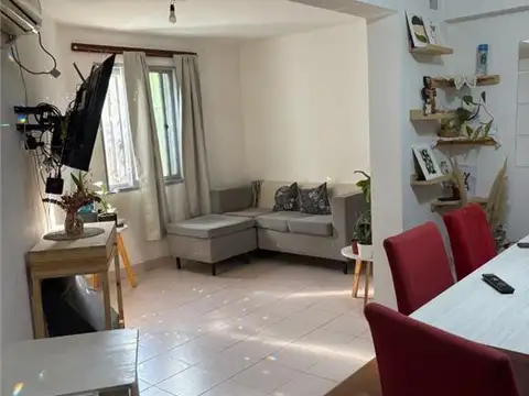 LARRALDE 100, Piso P.B.