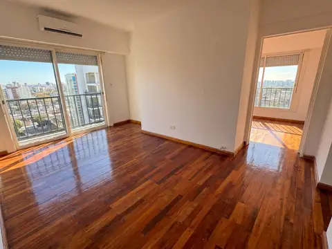 Avenida Del Libertador 2400, Piso 19