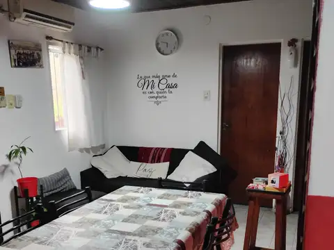 Casa y Galpon en venta French esquina Felipe Moré