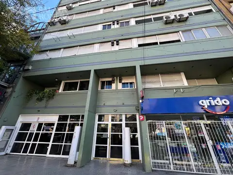 Av. Rivadavia  al 2000