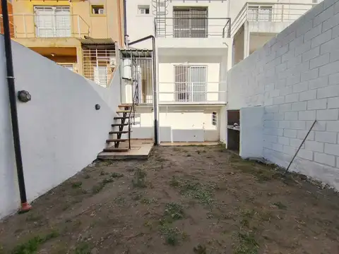 Depto Tipo Casa en Alquiler al Noroeste