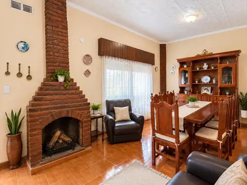 Casa en venta de 3 amb y departamento 2 amb en Malvinas Argentinas, Tortuguitas, GBA Norte