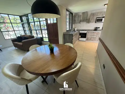 OPENHOUSE alquila hermosa casa amoblada en Chacras de Coria