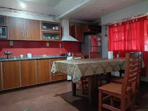 Depto Tipo Casa en Venta de 4 ambientes