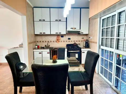 Depto Tipo Casa en Venta de 2 dormitorios