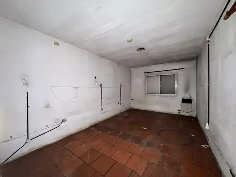 Casa a reciclar en una planta en San Miguel