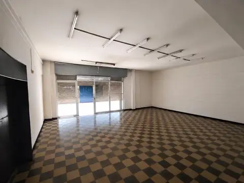 ALQUILER LOCAL 266MT2 SOBRE AV. VELEZ SARSFIELD 3000