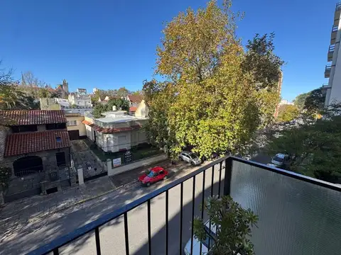 Olavarría 2345 , Piso 1