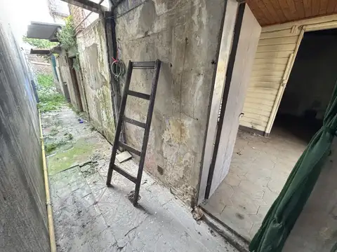 Terreno - Venta - Argentina, Lanús - Balbin 478