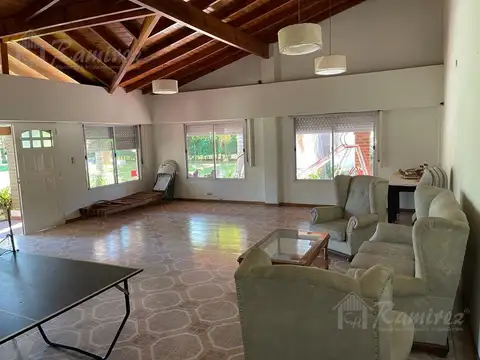 Local en Venta en Francisco Alvarez, USD 120.000