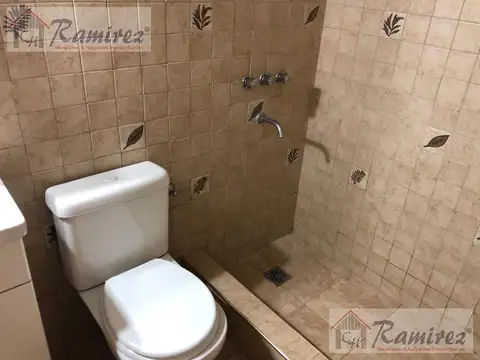 Local en Venta en Francisco Alvarez, USD 120.000