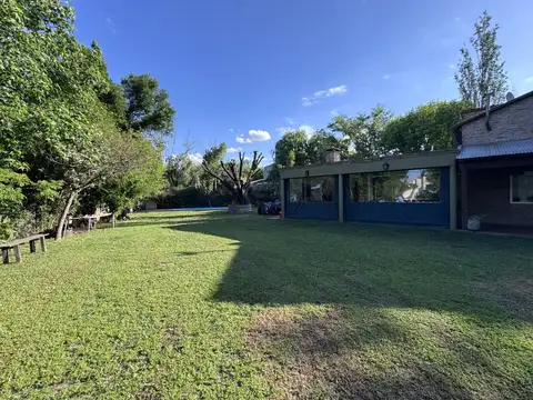 Venta casa 4 dormitorios Country Logaritmo Ibarlucea