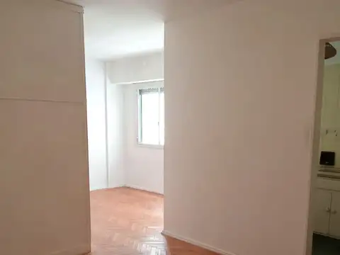 Monoambiente dividido luminoso