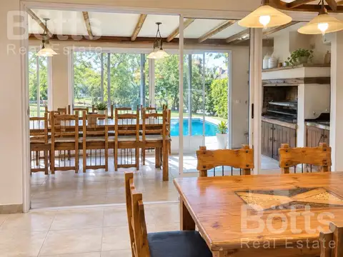 Casa en Alquiler en Country Club Banco Provincia