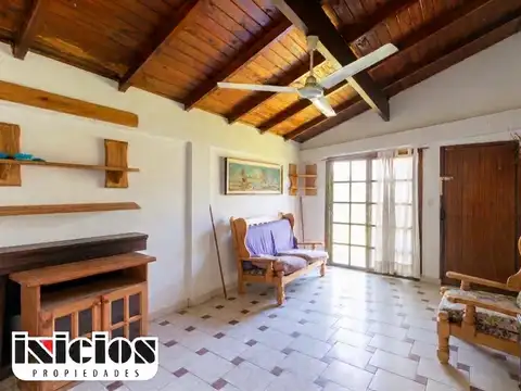 Casa 2 ambientes con 1 baño