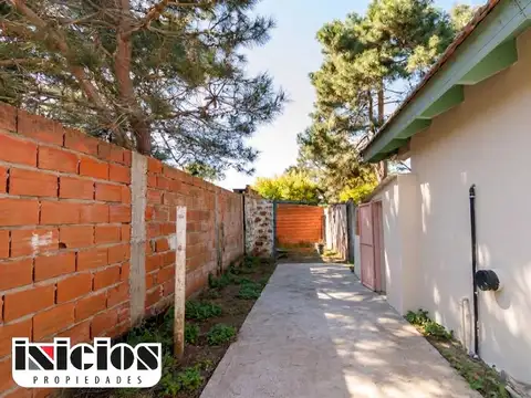 Quinteros entre Storni y Av. Drago 2100