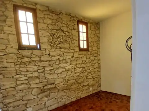 Depto Tipo Casa en Alquiler de 5 ambientes
