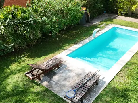 Casa en Venta con 5 cocheras